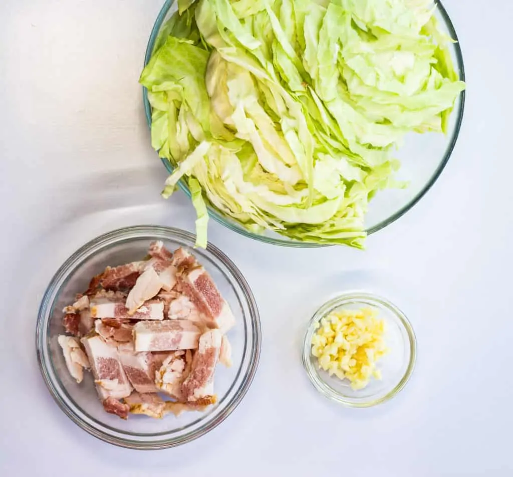 Cabbage, bacon, garlic - the ingredients in keto friendly and low-carb Skillet Cabbage with Bacon and Garlic