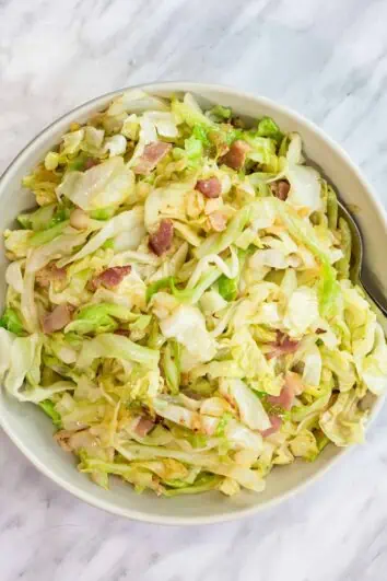 Cooked Skillet Cabbage with Bacon and Garlic.