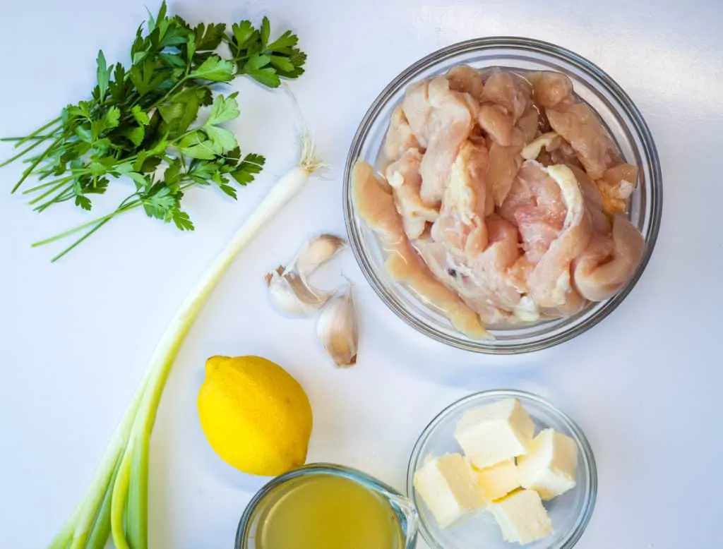 chicken, butter, garlic, lemon, parsley, chicken broth Ingredients in Chicken Scampi