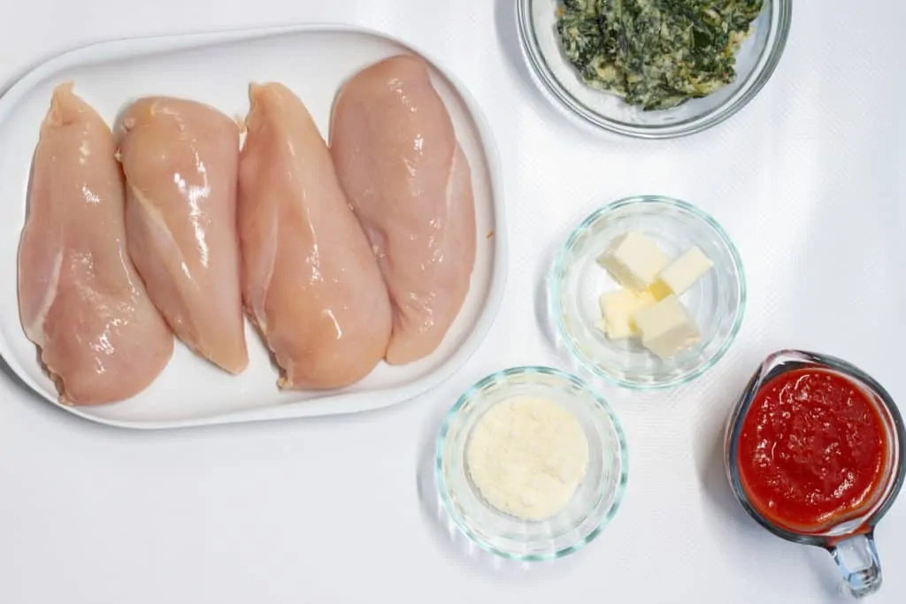 ingredients to make spinach stuffed chicken