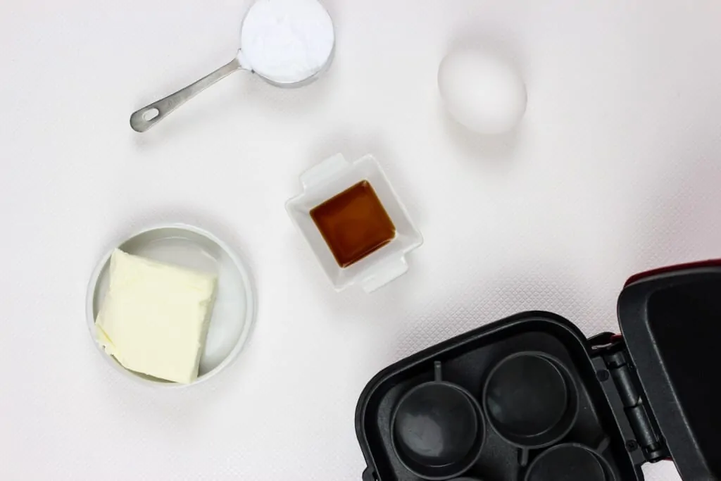 ingredients to make keto cheesecake bites