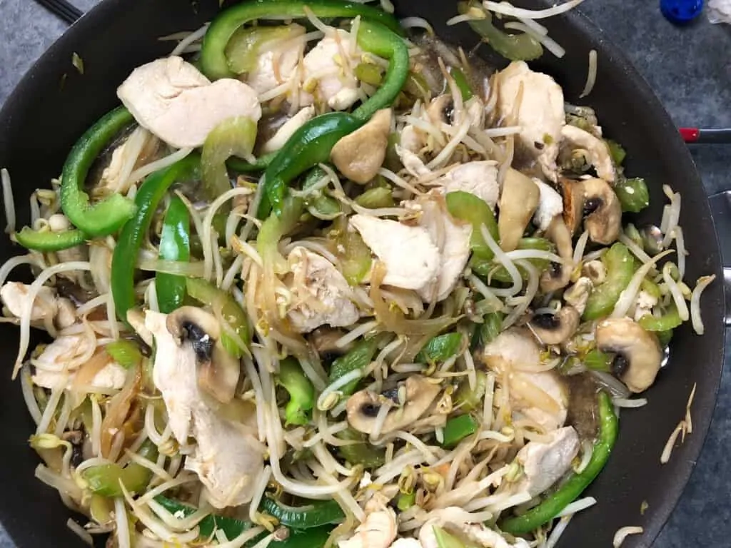 toss everything together for the keto chicken stir fry