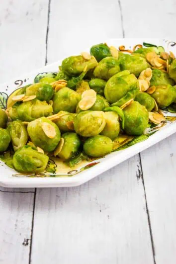 keto brussels sprouts with almonds and brown butter