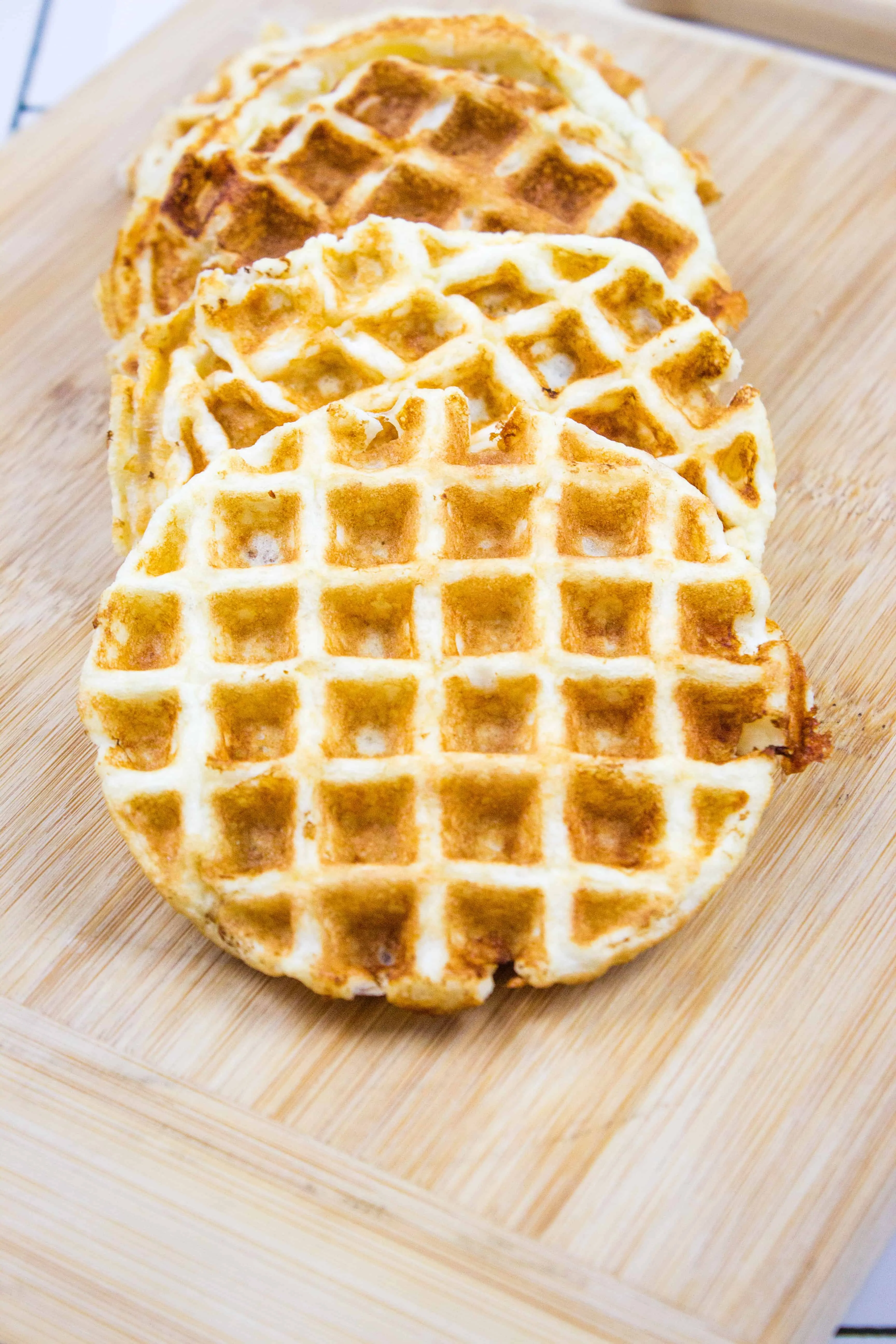 Easy Keto Chaffles Recipe (5 Minute Cheddar Waffles!) - Green and Keto