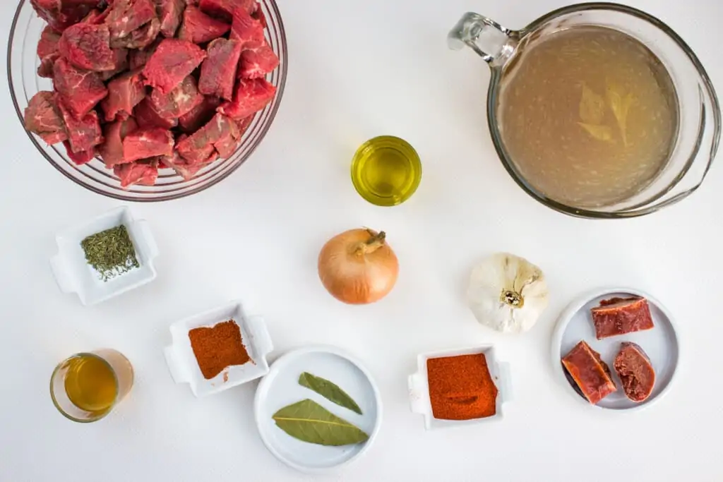 Ingredients to make Hungarian Keto Goulash.