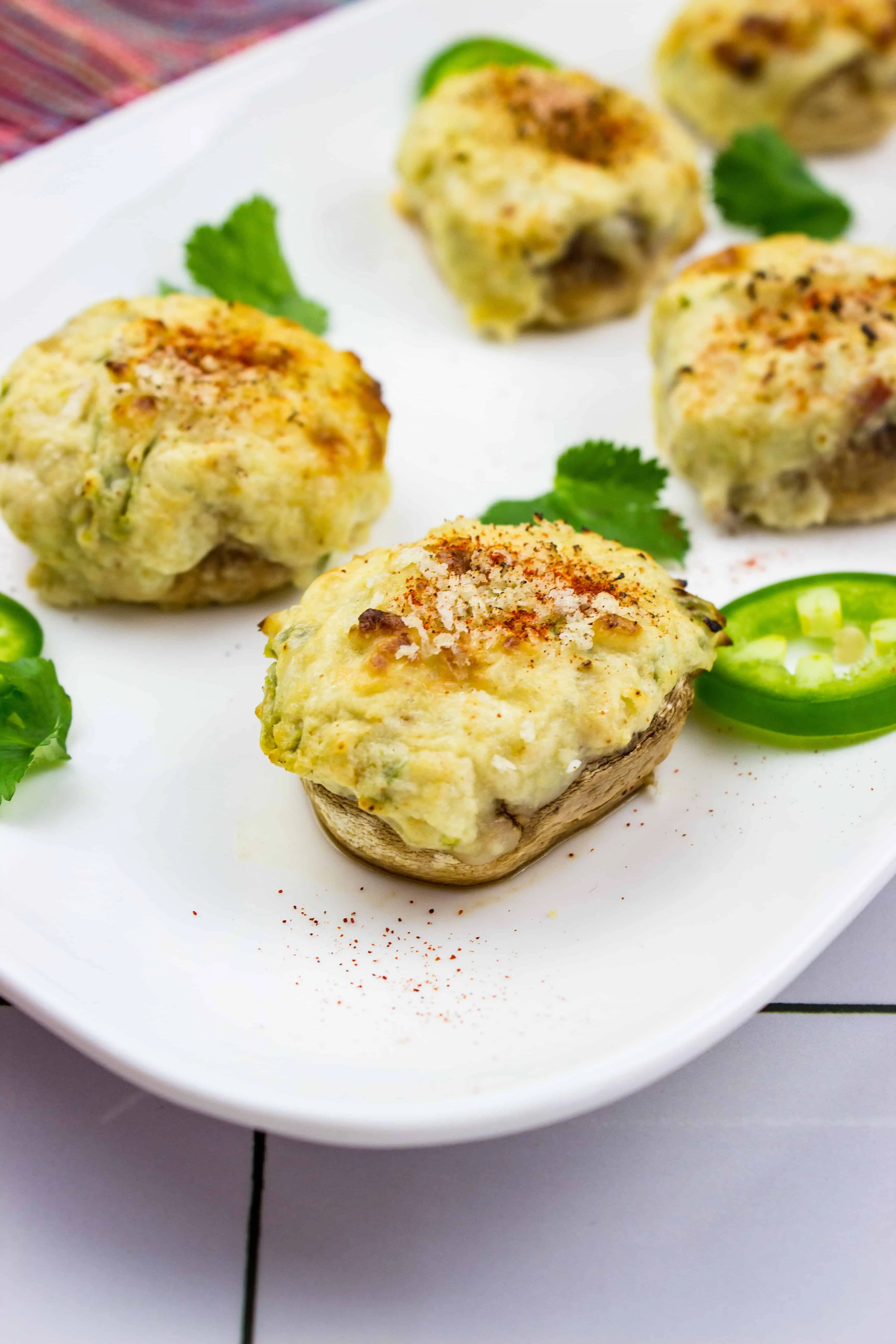 jalapeno cream cheese keto stuffed mushrooms