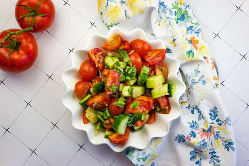 keto cucumber tomato salad