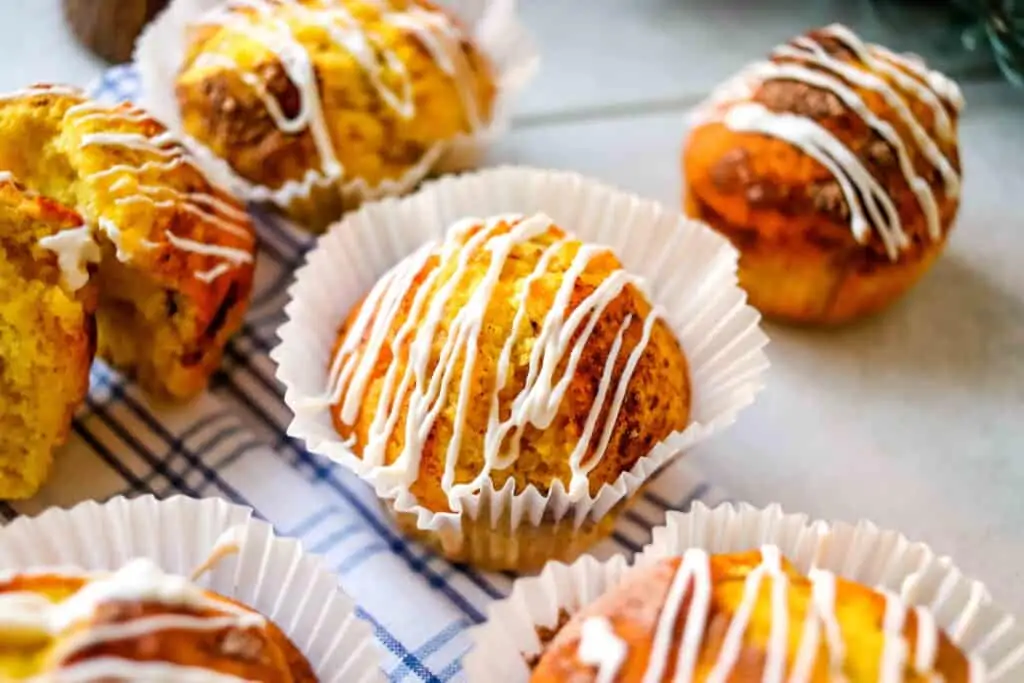 keto cinnamon muffins