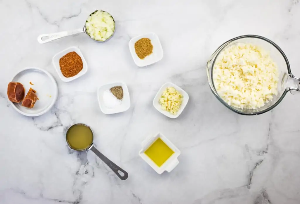 Ingredients to make keto spanish cauliflower rice