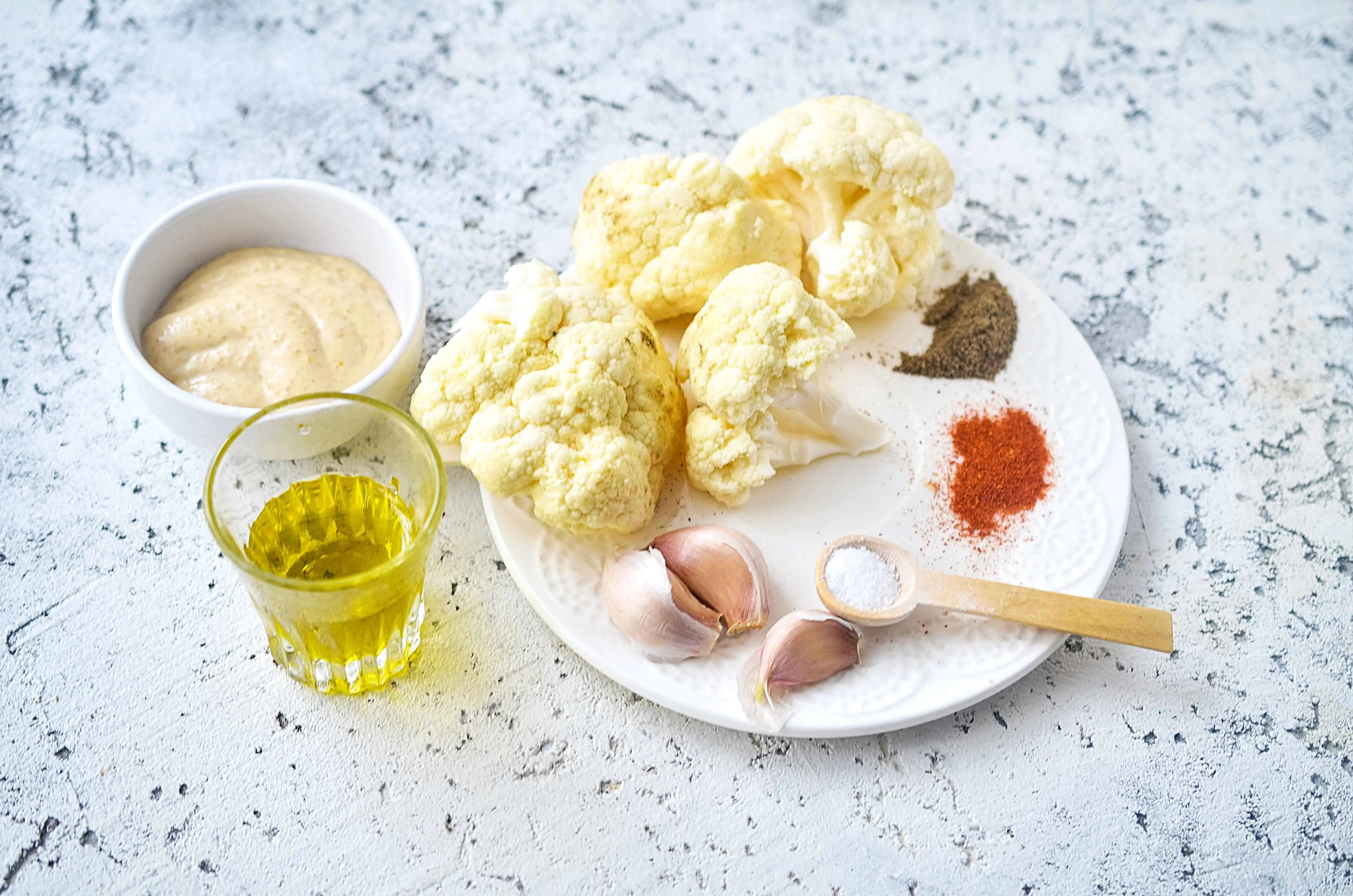 ingredients to make keto cauliflower hummus